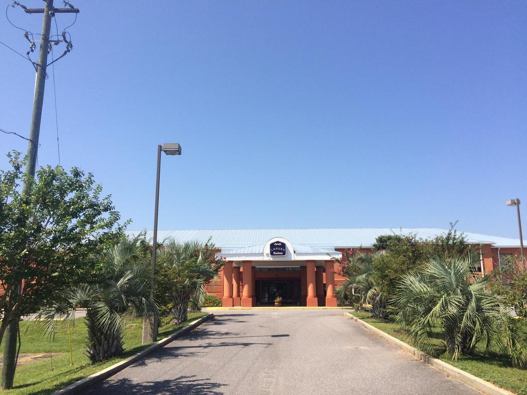 Luxury Suites Pensacola Buitenkant foto