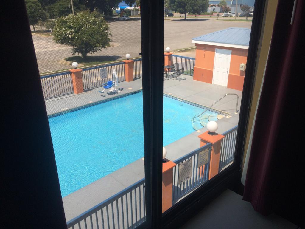 Luxury Suites Pensacola Buitenkant foto