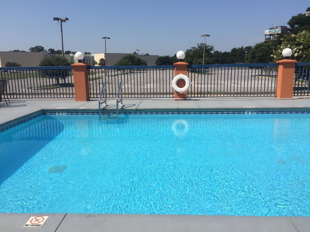 Luxury Suites Pensacola Buitenkant foto