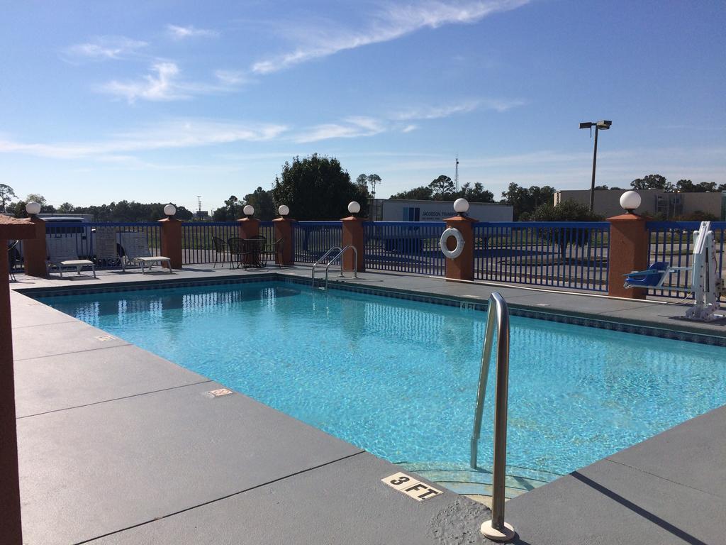 Luxury Suites Pensacola Buitenkant foto